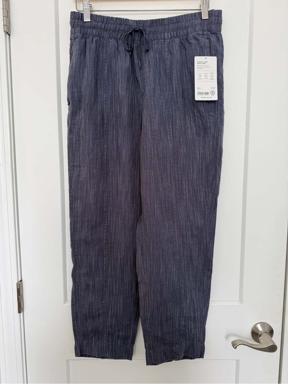 NWT Athleta Retreat Linen
Ankle Drawstring Pant in Raining Violet - S Petite